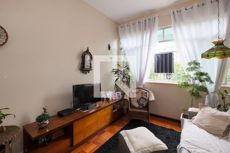 Apartamento à venda com 80m², 2 quartos e 1 vagaSala