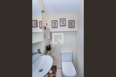 Lavabo de casa à venda com 4 quartos, 290m² em Parque São Domingos, São Paulo