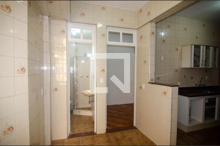 Apartamento à venda com 127m², 3 quartos e 1 vagaÁrea de Serviço