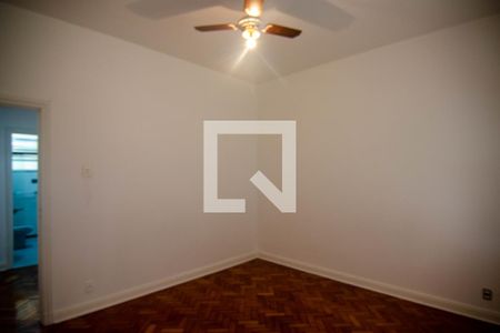 Quarto 1 de apartamento à venda com 3 quartos, 127m² em Copacabana, Rio de Janeiro