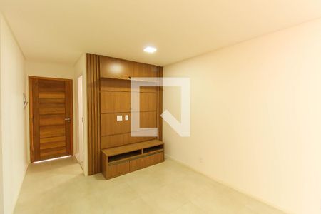 Sala de apartamento para alugar com 2 quartos, 42m² em Vila Bertioga, São Paulo