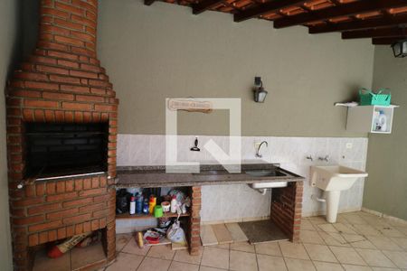 Casa à venda com 107m², 3 quartos e 2 vagasChurrasqueira/Área de Serviço