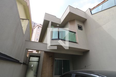 Casa à venda com 107m², 3 quartos e 2 vagasGaragem