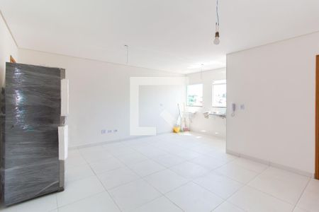 Sala e Cozinha de apartamento para alugar com 2 quartos, 40m² em Vila Santa Isabel, São Paulo