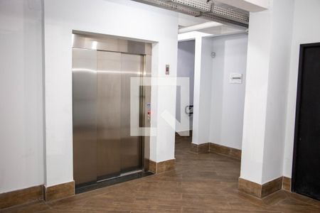 Studio para alugar com 36m², 1 quarto e 1 vaga Studio para alugar com 36m², 1 quarto e 1 vagaHall de entrada
