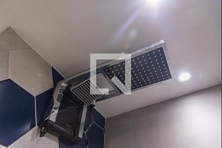 Apartamento à venda com 39m², 2 quartos e sem vagaChuveiro