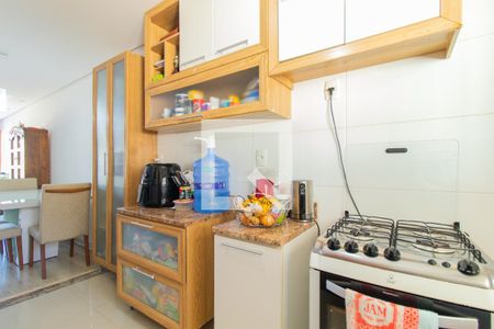 Cozinha de casa à venda com 3 quartos, 165m² em Guarujá, Porto Alegre