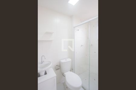 Banheiro de apartamento para alugar com 1 quarto, 30m² em Vila das Belezas, São Paulo