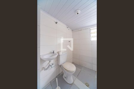 Banheiro  de kitnet/studio para alugar com 1 quarto, 30m² em Vila Suíça, Santo André