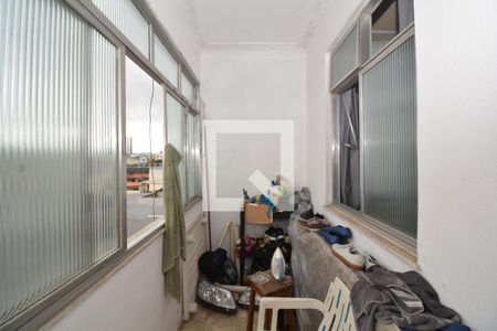 Apartamento para alugar com 70m², 2 quartos e sem vagaCloset da suíte