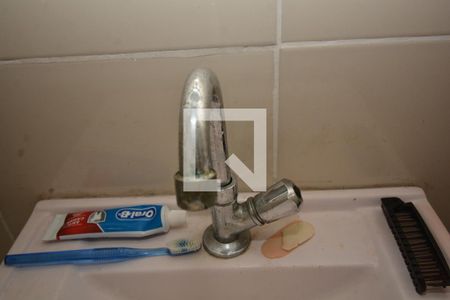 Apartamento para alugar com 70m², 2 quartos e sem vagaBanheiro da Suíte - Torneira