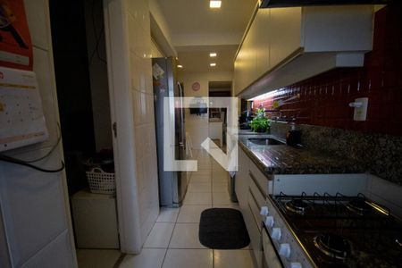 Apartamento à venda com 220m², 3 quartos e 2 vagasCozinha e Área de Serviço