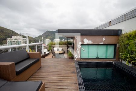 Apartamento à venda com 220m², 3 quartos e 2 vagasVaranda da Cobertura