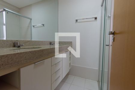 Apartamento para alugar com 105m², 3 quartos e 2 vagasBanheiro da Suíte 1
