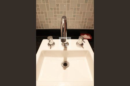 Studio para alugar com 25m², 1 quarto e sem vaga Studio para alugar com 25m², 1 quarto e sem vagaBanheiro