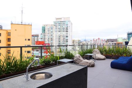 Studio para alugar com 25m², 1 quarto e sem vaga Studio para alugar com 25m², 1 quarto e sem vagaÁrea comum - Churrasqueira