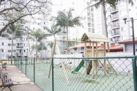 Apartamento para alugar com 55m², 2 quartos e 1 vaga Apartamento para alugar com 55m², 2 quartos e 1 vagaÁrea comum - Playground