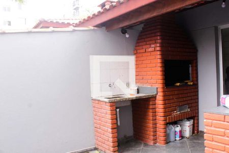 Apartamento para alugar com 55m², 2 quartos e 1 vaga Apartamento para alugar com 55m², 2 quartos e 1 vagaÁrea comum - Churrasqueira