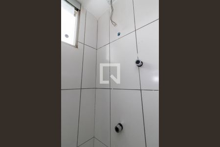 Banheiro e Área de Serviço de casa para alugar com 2 quartos, 63m² em Limão, São Paulo