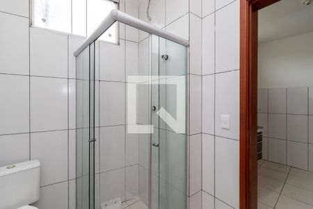 Banheiro e Área de Serviço de casa para alugar com 2 quartos, 63m² em Limão, São Paulo