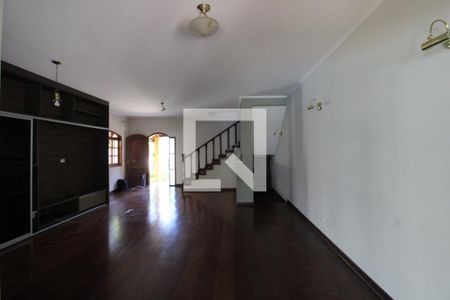 Sala de casa para alugar com 6 quartos, 420m² em Interlagos, São Paulo