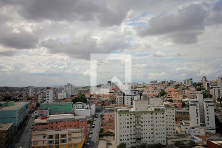VIsta da Varanda de apartamento à venda com 2 quartos, 90m² em Floresta, Belo Horizonte
