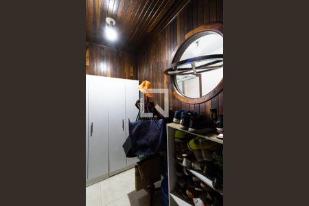 Casa à venda com 702m², 5 quartos e 5 vagasDespensa