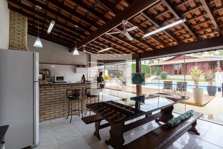 Casa à venda com 702m², 5 quartos e 5 vagasÁrea gourmet