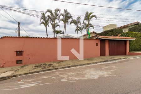 Casa à venda com 702m², 5 quartos e 5 vagasFachada