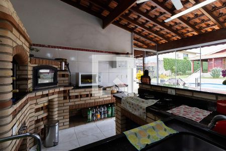 Casa à venda com 702m², 5 quartos e 5 vagasÁrea gourmet