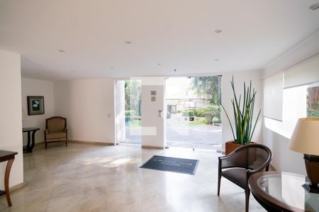 Apartamento à venda com 222m², 4 quartos e 3 vagasHall Entrada