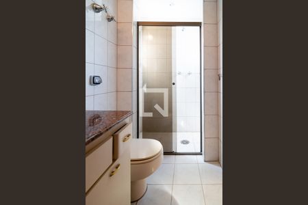 Apartamento à venda com 222m², 4 quartos e 3 vagasBanheiro Suíte 3