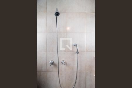 Apartamento à venda com 222m², 4 quartos e 3 vagasBanheiro Suíte 2