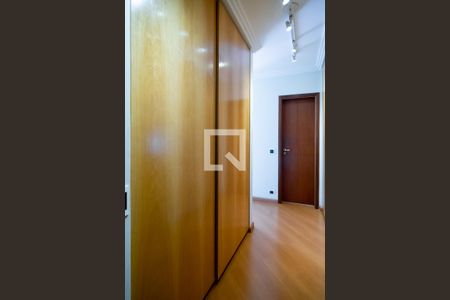 Apartamento à venda com 222m², 4 quartos e 3 vagasCloset Suíte 4