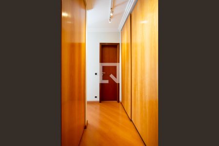 Apartamento à venda com 222m², 4 quartos e 3 vagasCloset Suíte 4