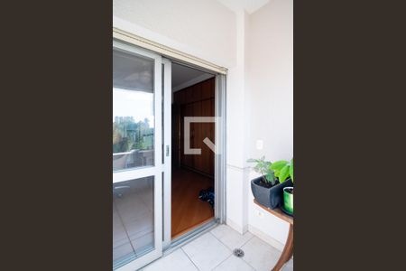 Apartamento à venda com 222m², 4 quartos e 3 vagasVaranda Suíte 3