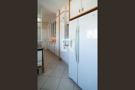 Apartamento à venda com 222m², 4 quartos e 3 vagasCozinha