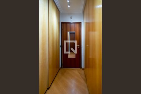 Apartamento à venda com 222m², 4 quartos e 3 vagasCloset Suíte 4