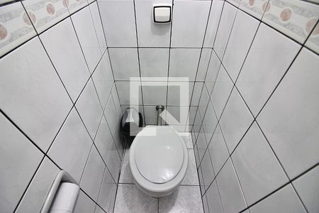 Casa para alugar com 277m², 3 quartos e 4 vagasBanheiro de serviço