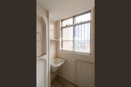 Área de Serviço de apartamento para alugar com 2 quartos, 48m² em Centro, Nilópolis