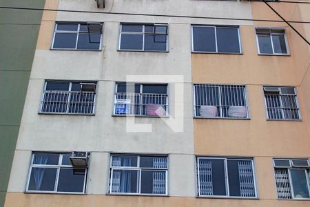 Apartamento para alugar com 48m², 2 quartos e sem vaga Apartamento para alugar com 48m², 2 quartos e sem vagaFachada