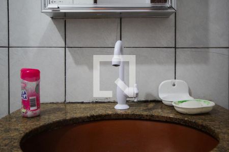 Casa à venda com 132m², 2 quartos e 1 vagaBanheiro