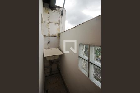 Casa à venda com 132m², 2 quartos e 1 vagaÁrea de Serviço