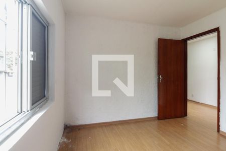 Casa à venda com 220m², 4 quartos e 3 vagas Casa à venda com 220m², 4 quartos e 3 vagasQuarto 2