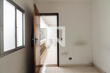 Casa à venda com 220m², 4 quartos e 3 vagas Casa à venda com 220m², 4 quartos e 3 vagasQuarto de serviço