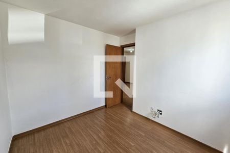 Quarto 1 de apartamento para alugar com 2 quartos, 47m² em Parque Santa Rosa, Suzano