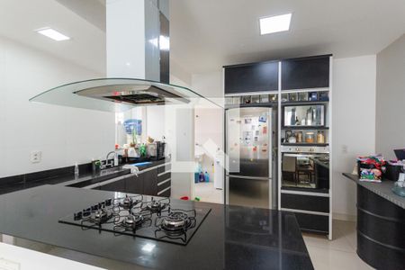 Casa à venda com 126m², 4 quartos e 2 vagasCozinha