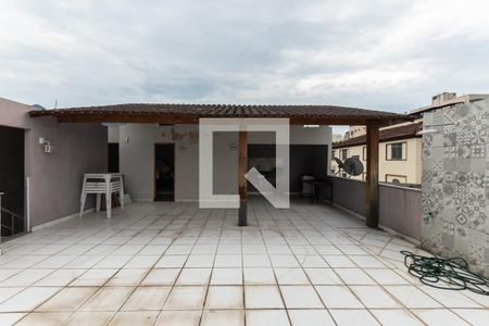 Casa à venda com 126m², 4 quartos e 2 vagasTerraço