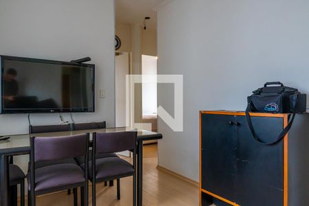 Sala de apartamento à venda com 2 quartos, 63m² em Jardim São Vicente, Campinas