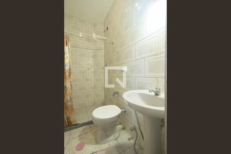 Casa à venda com 360m², 3 quartos e 3 vagas Casa à venda com 360m², 3 quartos e 3 vagasBanheiro Social